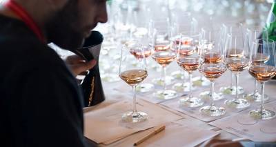 nees-diakriseis-gia-to-krasi-tis-limnou-pente-vraveia-apespase-to-ktima-xatzigeorgiou-diethni-diagonismo-thessaloniki-wine-spirits-trophy