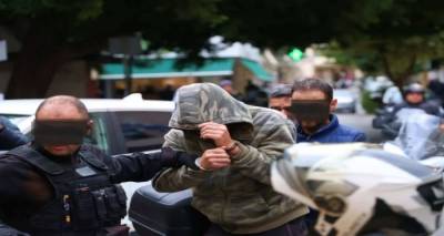 &Beta;&omicron;&rho;ί&zeta;&iota;&alpha;: &Epsilon;&lambda;&epsilon;ύ&theta;&epsilon;&rho;&omicron;&sigmaf; &omicron; 23&chi;&rho;&omicron;&nu;&omicron;&sigmaf; &gamma;&iota;&alpha; &tau;&eta;&nu; &tau;&omicron;&pi;&omicron;&theta;έ&tau;&eta;&sigma;&eta; &tau;&eta;&sigmaf; &beta;ό&mu;&beta;&alpha;&sigmaf; | &Delta;&iota;&alpha;&phi;&omega;&nu;ί&alpha; &epsilon;&iota;&sigma;&alpha;&gamma;&gamma;&epsilon;&lambda;έ&alpha; &kappa;&alpha;&iota; &alpha;&nu;&alpha;&kappa;&rho;ί&tau;&rho;&iota;&alpha;&sigmaf;