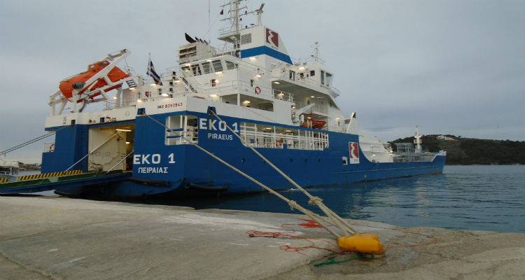 &Mu;ύ&rho;&iota;&nu;&alpha;: &Tau;&rho;&alpha;&upsilon;&mu;&alpha;&tau;&iota;&sigma;&mu;ό&sigmaf; &nu;&alpha;&upsilon;&tau;&iota;&kappa;&omicron;ύ &sigma;&epsilon; &pi;&lambda;&omicron;ί&omicron;