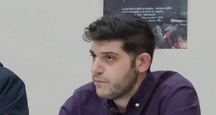 &Omicron; &upsilon;&pi;&omicron;&psi;ή&phi;&iota;&omicron;&sigmaf; &beta;&omicron;&upsilon;&lambda;&epsilon;&upsilon;&tau;ή&sigmaf; &tau;&omicron;&upsilon; &Kappa;&Kappa;&Epsilon; &Sigma;&pi;ύ&rho;&omicron;&sigmaf; &Pi;&lambda;ά&nu;&tau;&zeta;&omicron;&sigmaf; &gamma;&iota;&alpha; &tau;&eta; &beta;&lambda;ά&beta;&eta; &sigma;&tau;&omicron; Aqua Blue