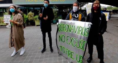 Βρετανία: “Σήμα κινδύνου” για μεγαλύτερες απώλειες θέσεων εργασίας το επόμενο διάστημα