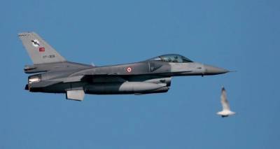 &Alpha;&kappa;&rho;&alpha;ί&epsilon;&sigmaf; &tau;&omicron;&upsilon;&rho;&kappa;&iota;&kappa;έ&sigmaf; &pi;&rho;&omicron;&kappa;&lambda;ή&sigma;&epsilon;&iota;&sigmaf;: &Mu;&pi;&alpha;&rho;ά&zeta; &pi;&alpha;&rho;&alpha;&beta;&iota;ά&sigma;&epsilon;&omega;&nu; &sigma;&epsilon; &Lambda;ή&mu;&nu;&omicron;, &Chi;ί&omicron;, &Lambda;έ&sigma;&beta;&omicron; &kappa;&alpha;&iota; &Sigma;ά&mu;&omicron;