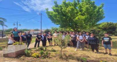 Το Γυμνάσιο Μούδρου γιορτάζει την παγκόσμια ημέρα βιοποικιλότητας με φροντίδα και αγάπη για τον σχολικό κήπο