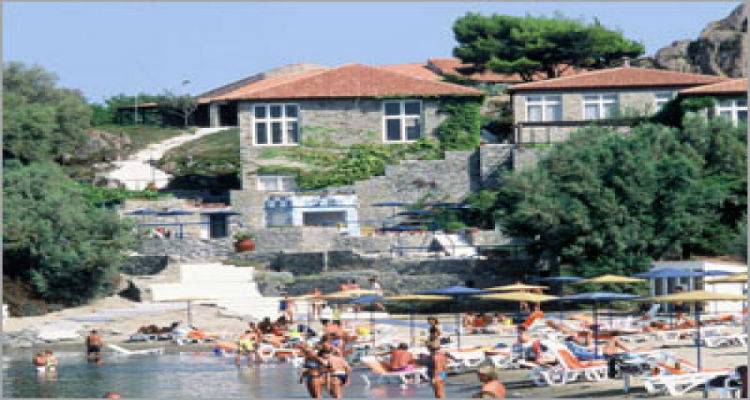 &Delta;ή&mu;&alpha;&rho;&chi;&omicron;&sigmaf; &Lambda;ή&mu;&nu;&omicron;&upsilon;: &laquo;&Tau;&omicron; &xi;&epsilon;&nu;&omicron;&delta;&omicron;&chi;&epsilon;ί&omicron; &Alpha;&kappa;&tau;ή &Mu;ύ&rho;&iota;&nu;&alpha; &pi;&rho;έ&pi;&epsilon;&iota; &nu;&alpha; &alpha;&nu;&omicron;ί&xi;&epsilon;&iota; &xi;&alpha;&nu;ά&raquo;
