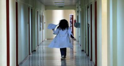 &Lambda;&iota;&gamma;&omicron;&sigma;&tau;&epsilon;ύ&omicron;&upsilon;&nu; &omicron;&iota; &gamma;&iota;&alpha;&tau;&rho;&omicron;ί &sigma;&tau;&eta; &chi;ώ&rho;&alpha; &mu;&alpha;&sigmaf; | &Sigma;&tau;&omicron; &Beta;ό&rho;&epsilon;&iota;&omicron; &Alpha;&iota;&gamma;&alpha;ί&omicron; &eta; &mu;&epsilon;&gamma;&alpha;&lambda;ύ&tau;&epsilon;&rho;&eta; &mu;&epsilon;ί&omega;&sigma;&eta;
