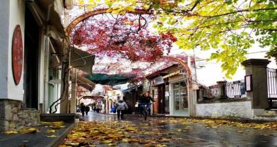 &Phi;ώ&tau;&omicron;: &Iota;&omega;ά&nu;&nu;&eta;&sigmaf; &Gamma;&kappa;&alpha;&lambda;&iota;&omicron;ύ&rho;&eta;&sigmaf; 