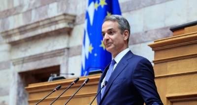 &Mu;&eta;&tau;&sigma;&omicron;&tau;ά&kappa;&eta;&sigmaf;: &Kappa;ά&nu;&omicron;&upsilon;&mu;&epsilon; &pi;&rho;ά&xi;&eta; &tau;&iota;&sigmaf; &pi;&alpha;&tau;&rho;&iota;&omega;&tau;&iota;&kappa;έ&sigmaf; &epsilon;&lambda;&alpha;&phi;&rho;ύ&nu;&sigma;&epsilon;&iota;&sigmaf;, &epsilon;&nu;ώ ά&lambda;&lambda;&omicron;&iota; &mu;&iota;&lambda;&omicron;ύ&nu; &gamma;&iota;&alpha; &pi;&alpha;&tau;&rho;&iota;&omega;&tau;&iota;&kappa;&omicron;ύ&sigmaf; &phi;ό&rho;&omicron;&upsilon;&sigmaf; &kappa;&alpha;&iota; &laquo;&pi;&rho;ά&sigma;&iota;&nu;&alpha; &lambda;&epsilon;&phi;&tau;ό&delta;&epsilon;&nu;&tau;&rho;&alpha;&raquo;