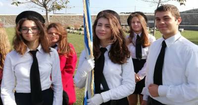 &Tau;&omicron; &Gamma;&Epsilon;&Lambda; &Mu;&omicron;ύ&delta;&rho;&omicron;&upsilon; &sigma;&tau;&omicron;&nu; &epsilon;&omicron;&rho;&tau;&alpha;&sigma;&mu;ό &tau;&eta;&sigmaf; &epsilon;&kappa;&alpha;&tau;&omicron;&nu;&tau;&alpha;&epsilon;&tau;&eta;&rho;ί&delta;&alpha;&sigmaf; &alpha;&pi;ό &tau;&eta;&nu; &alpha;&nu;&alpha;&kappa;&omega;&chi;ή &tau;&omicron;&upsilon; &Mu;&omicron;ύ&delta;&rho;&omicron;&upsilon;