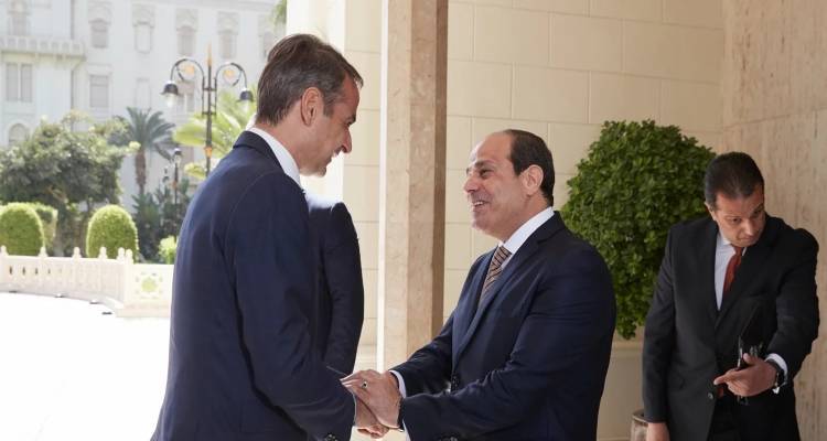 &Sigma;&tau;&eta;&nu; &Alpha;&theta;ή&nu;&alpha; &sigma;ή&mu;&epsilon;&rho;&alpha; &omicron; &Alpha;&iota;&gamma;ύ&pi;&tau;&iota;&omicron;&sigmaf; &Pi;&rho;ό&epsilon;&delta;&rho;&omicron;&sigmaf; &Alpha;&lambda; &Sigma;ί&sigma;&iota; -&Epsilon;&mu;&beta;ά&theta;&upsilon;&nu;&sigma;&eta; &sigma;&tau;&rho;&alpha;&tau;&eta;&gamma;&iota;&kappa;ή&sigmaf; &sigma;&upsilon;&mu;&mu;&alpha;&chi;ί&alpha;&sigmaf; &kappa;&alpha;&iota; &eta;&lambda;&epsilon;&kappa;&tau;&rho;&iota;&kappa;ή &delta;&iota;&alpha;&sigma;ύ&nu;&delta;&epsilon;&sigma;&eta;