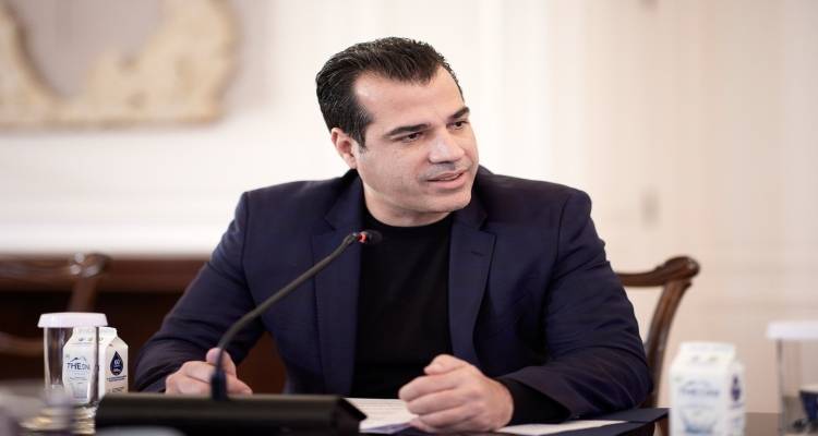 &Pi;&lambda;&epsilon;ύ&rho;&eta;&sigmaf;: &Delta;&epsilon;&nu; &psi;&eta;&phi;ί&zeta;&omega; &tau;&omicron;&nu; &gamma;ά&mu;&omicron; &gamma;&iota;&alpha; &tau;&alpha; &omicron;&mu;ό&phi;&upsilon;&lambda;&alpha; &zeta;&epsilon;&upsilon;&gamma;ά&rho;&iota;&alpha; - &Delta;&iota;&alpha;&phi;&omega;&nu;ώ &mu;&epsilon; &tau;&omicron; &nu;&omicron;&mu;&omicron;&sigma;&chi;έ&delta;&iota;&omicron;