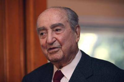 &Kappa;&lambda;&epsilon;ί&nu;&epsilon;&iota; &tau;&alpha; 95 &omicron; &Kappa;&omega;&nu;. &Mu;&eta;&tau;&sigma;&omicron;&tau;ά&kappa;&eta;&sigmaf;- &Chi;&rho;ό&nu;&iota;&alpha; &pi;&omicron;&lambda;&lambda;ά &alpha;&pi;ό &tau;&eta; &Mu;έ&rho;&kappa;&epsilon;&lambda;