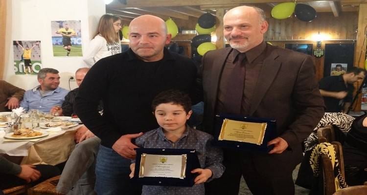 Κέφι και πολλές εκπλήξεις στον ετήσιο χορό της Ένωσης Φίλων ΑΕΚ Λήμνου (photos)