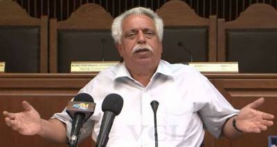 Ο Νάσος Γιακαλής για την αποχώρησή του από το Περιφερειακό Συμβούλιο με αιχμές κατά Καλογήρου