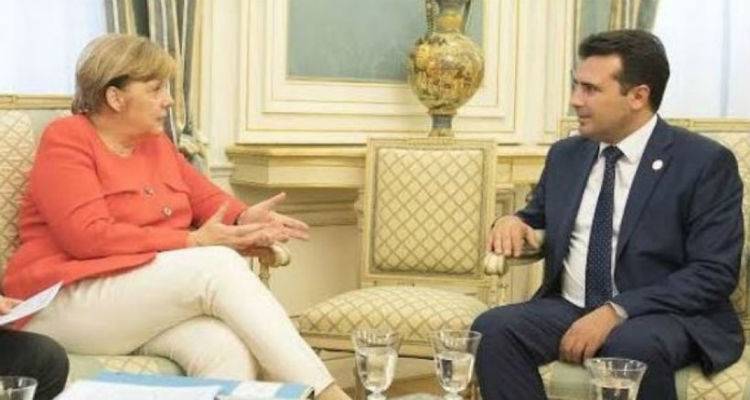 &Sigma;&tau;&omicron; &Beta;&epsilon;&rho;&omicron;&lambda;ί&nu;&omicron; &sigma;ή&mu;&epsilon;&rho;&alpha; &omicron; &Zeta;ό&rho;&alpha;&nu; &Zeta;ά&epsilon;&phi; | &Sigma;&upsilon;&nu;ά&nu;&tau;&eta;&sigma;&eta; &mu;&epsilon; &tau;&eta;&nu; Ά&nu;&gamma;&kappa;&epsilon;&lambda;&alpha; &Mu;έ&rho;&kappa;&epsilon;&lambda;