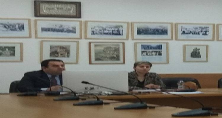 &Sigma;&tau;&omicron;&nu; Ά&gamma;&iota;&omicron; &Epsilon;&upsilon;&sigma;&tau;&rho;ά&tau;&iota;&omicron; &omicron; &Pi;&epsilon;&rho;&iota;&phi;. &Delta;&iota;&epsilon;&upsilon;&theta;&upsilon;&nu;&tau;ή&sigmaf; &tau;&eta;&sigmaf; EUROBANK