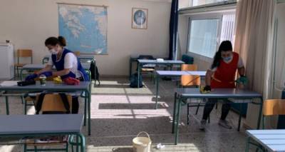 &Lambda;&Alpha;&Sigma; &Lambda;ή&mu;&nu;&omicron;&upsilon;: "&Omicron;&iota; &kappa;&alpha;&theta;&alpha;&rho;ί&sigma;&tau;&rho;&iota;&epsilon;&sigmaf; &pi;&omicron;&upsilon; &theta;&alpha; &alpha;&nu;&alpha;&lambda;ά&beta;&omicron;&upsilon;&nu; &delta;&epsilon;&nu; &epsilon;&pi;&alpha;&rho;&kappa;&omicron;ύ&nu; &gamma;&iota;&alpha; &tau;&alpha; &sigma;&chi;&omicron;&lambda;&epsilon;ί&alpha; &tau;&omicron;&upsilon; &nu;&eta;&sigma;&iota;&omicron;ύ"