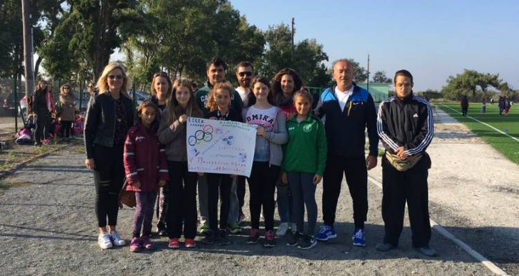 &Tau;&omicron; &Epsilon;&Epsilon;&Epsilon;&Epsilon;&Kappa; &Lambda;ή&mu;&nu;&omicron;&upsilon; &gamma;&iota;ό&rho;&tau;&alpha;&sigma;&epsilon; &tau;&eta;&nu; 4&eta; &Pi;&alpha;&nu;&epsilon;&lambda;&lambda;ή&nu;&iota;&alpha; &Eta;&mu;έ&rho;&alpha; &Sigma;&chi;&omicron;&lambda;&iota;&kappa;&omicron;ύ &Alpha;&theta;&lambda;&eta;&tau;&iota;&sigma;&mu;&omicron;ύ (photos)