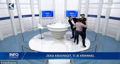 &Beta;ί&nu;&tau;&epsilon;&omicron;: &laquo;&Rho;&omicron;&nu;&tau;έ&omicron;&raquo; &sigma;&epsilon; &tau;&eta;&lambda;&epsilon;&omicron;&pi;&tau;&iota;&kappa;ό &sigma;&tau;&omicron;ύ&nu;&tau;&iota;&omicron; &alpha;&pi;ό &pi;&omicron;&lambda;&iota;&tau;&iota;&kappa;&omicron;ύ&sigmaf; &pi;&omicron;&upsilon; έ&pi;&alpha;&iota;&xi;&alpha;&nu; &xi;ύ&lambda;&omicron; on air