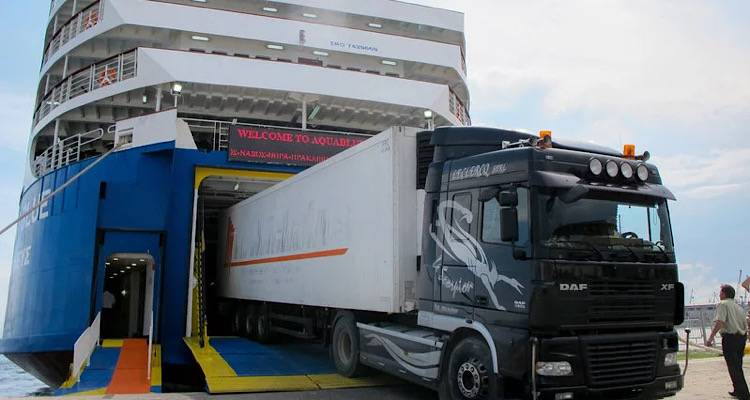 Λήμνος: Κίνδυνος ελλείψεων σε τρόφιμα και εμφιαλωμένα νερά | Σε απόγνωση οι έμποροι και οι μεταφορείς | Στον «αέρα» ο εφοδιασμός