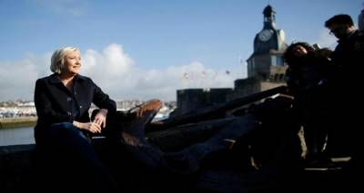 &laquo;&Delta;&epsilon;&nu; &theta;&alpha; &beta;&gamma;ά&lambda;&omicron;&upsilon;&mu;&epsilon; &beta;ί&alpha;&iota;&alpha; &alpha;&pi;ό &tau;&omicron; &epsilon;&upsilon;&rho;ώ &tau;&eta; &Gamma;&alpha;&lambda;&lambda;ί&alpha;&raquo;