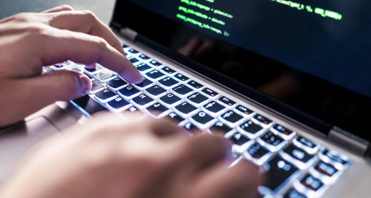 &Rho;ό&delta;&omicron;&sigmaf;: &Sigma;&tau;&omicron; &epsilon;&delta;ώ&lambda;&iota;&omicron; ά&nu;&delta;&rho;&alpha;&sigmaf; &gamma;&iota;&alpha; &alpha;&nu;ά&rho;&tau;&eta;&sigma;&eta; &pi;&omicron;&upsilon; &pi;&rho;&omicron;έ&tau;&rho;&epsilon;&pi;&epsilon; &sigma;&epsilon; &epsilon;&gamma;&kappa;&lambda;ή&mu;&alpha;&tau;&alpha; &kappa;&alpha;&tau;ά &tau;&omicron;&upsilon; &pi;&rho;&omega;&theta;&upsilon;&pi;&omicron;&upsilon;&rho;&gamma;&omicron;ύ &Kappa;&upsilon;&rho;&iota;ά&kappa;&omicron;&upsilon; &Mu;&eta;&tau;&sigma;&omicron;&tau;ά&kappa;&eta;