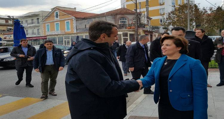 &Sigma;&tau;&eta; &Lambda;έ&sigma;&beta;&omicron; &sigma;ή&mu;&epsilon;&rho;&alpha; &omicron; &Kappa;&upsilon;&rho;&iota;ά&kappa;&omicron;&sigmaf; &Mu;&eta;&tau;&sigma;&omicron;&tau;ά&kappa;&eta;&sigmaf; &ndash; &Sigma;&upsilon;&nu;&alpha;&nu;&tau;ή&theta;&eta;&kappa;&epsilon; &mu;&epsilon; &tau;&eta;&nu; &Kappa;&alpha;&lambda;&omicron;&gamma;ή&rho;&omicron;&upsilon;