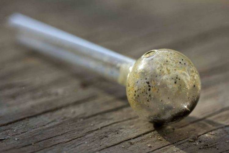 shisha: &Omicron; &theta;ά&nu;&alpha;&tau;&omicron;&sigmaf; &mu;&epsilon; 2 &epsilon;&upsilon;&rho;ώ