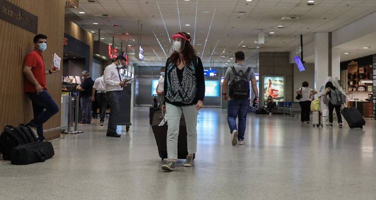 &Tau;&omicron;&upsilon;&rho;&iota;&sigma;&mu;ό&sigmaf;: &laquo;&Pi;&rho;ώ&tau;&eta;&raquo; &alpha;&nu;ά&sigma;&alpha; &tau;&eta;&nu; &Tau;&epsilon;&tau;ά&rho;&tau;&eta; - &Pi;ώ&sigmaf; &alpha;&nu;&tau;&iota;&mu;&epsilon;&tau;&omega;&pi;ί&zeta;&omicron;&nu;&tau;&alpha;&iota; &omicron;&iota; &pi;&rho;ώ&tau;&epsilon;&sigmaf; &laquo;&alpha;&nu;&alpha;&tau;&alpha;&rho;ά&xi;&epsilon;&iota;&sigmaf;&raquo;