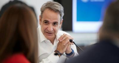 &Tau;&omicron;&nu; &Sigma;&epsilon;&pi;&tau;έ&mu;&beta;&rho;&iota;&omicron; &delta;&iota;&alpha;&gamma;&rho;ά&phi;&omicron;&nu;&tau;&alpha;&iota; &omicron;&iota; &pi;&rho;ώ&tau;&omicron;&iota; &alpha;&iota;ώ&nu;&iota;&omicron;&iota; &phi;&omicron;&iota;&tau;&eta;&tau;έ&sigmaf; -&Mu;&eta;&tau;&sigma;&omicron;&tau;ά&kappa;&eta;&sigmaf;: &Epsilon;&kappa;&kappa;&alpha;&theta;ά&rho;&iota;&sigma;&eta; &kappa;&alpha;&tau;&alpha;&lambda;ό&gamma;&omega;&nu;, &alpha;&kappa;ό&mu;&eta; &kappa;&alpha;&iota; &alpha;&pi;ό &tau;&eta; &delta;&epsilon;&kappa;&alpha;&epsilon;&tau;ί&alpha; &tau;&omicron;&upsilon; '50