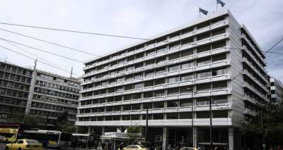 &Mu;ό&nu;&omicron; &alpha;&pi;ό &kappa;&alpha;&tau;&alpha;&sigma;&chi;έ&sigma;&epsilon;&iota;&sigmaf; &epsilon;&iota;&sigma;&pi;&rho;ά&tau;&tau;&epsilon;&iota; &tau;&omicron; &delta;&eta;&mu;ό&sigma;&iota;&omicron;: Έ&pi;&epsilon;&sigma;&alpha;&nu; έ&xi;&omega; 1,3 &delta;&iota;&sigma;. &tau;&alpha; έ&sigma;&omicron;&delta;&alpha; &alpha;&pi;ό &phi;ό&rho;&omicron;&upsilon;&sigmaf;