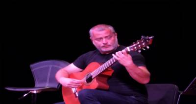 Μια μαγική βραδιά στη Λήμνο υπό τους ήχους της κιθάρας του Παναγιώτη Μάργαρη (photos)