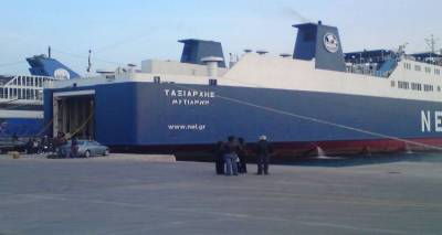 Την οριστική λύση στο ακτοπλοϊκό πρόβλημα της Λήμνου ζητάει εκ νέου ο Μαρινάκης