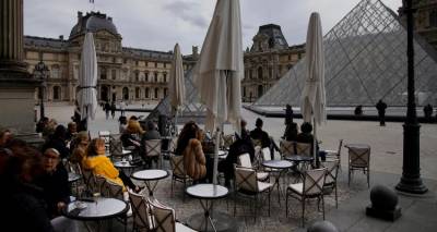 Γαλλία: «Επεσε» η πλατφόρμα εμβολιασμού λόγω της μεγάλης ζήτησης μετά το διάγγελμα Μακρόν