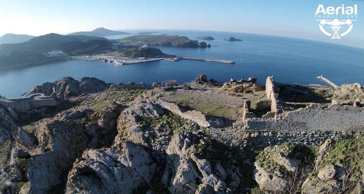 &Lambda;ή&mu;&nu;&omicron;&sigmaf;: &Epsilon;&nu;&tau;&upsilon;&pi;&omega;&sigma;&iota;&alpha;&kappa;έ&sigmaf; &alpha;&epsilon;&rho;&omicron;&phi;&omega;&tau;&omicron;&gamma;&rho;&alpha;&phi;ί&epsilon;&sigmaf; &alpha;&pi;ό &tau;&omicron; &Kappa;ά&sigma;&tau;&rho;&omicron; &tau;&eta;&sigmaf; &Mu;ύ&rho;&iota;&nu;&alpha;&sigmaf;!