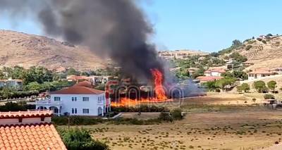 Λήμνος: Σύλληψη και επιβολή προστίμου για τη φωτιά στο Πλατύ | Κάηκαν δύο γειτονικά οικόπεδα και μια αποθήκη