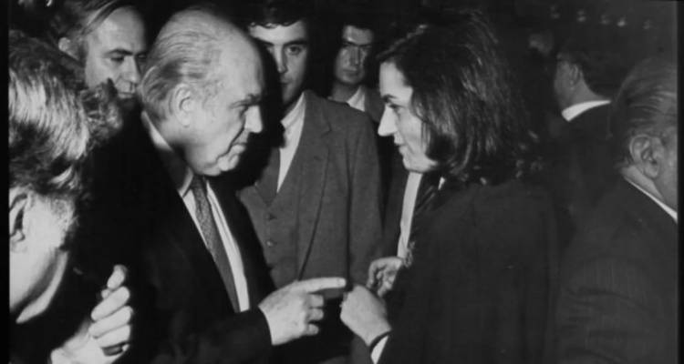 &Beta;ά&sigma;&omega; &Pi;&alpha;&pi;&alpha;&nu;&delta;&rho;έ&omicron;&upsilon;: &Eta; &laquo;&sigma;&iota;&delta;&eta;&rho;ά &kappa;&upsilon;&rho;ί&alpha;&raquo; &tau;&omicron;&upsilon; &Pi;&Alpha;&Sigma;&Omicron;&Kappa; -&Eta; &pi;&omicron;&lambda;&iota;&tau;&iota;&kappa;ό&sigmaf; &pi;&omicron;&upsilon; &alpha;&mu;&phi;&iota;&sigma;&beta;ή&tau;&eta;&sigma;&epsilon; &alpha;&kappa;ό&mu;&eta; &kappa;&alpha;&iota; &tau;&omicron;&nu; &mu;έ&nu;&tau;&omicron;&rho;ά &tau;&eta;&sigmaf; &Alpha;&nu;&delta;&rho;έ&alpha; &Pi;&alpha;&pi;&alpha;&nu;&delta;&rho;έ&omicron;&upsilon;
