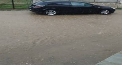 Συμβαίνει Τώρα: Έντονη χαλαζόπτωση στη Ατσική