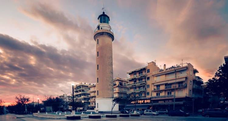 &Alpha;&lambda;&epsilon;&xi;&alpha;&nu;&delta;&rho;&omicron;ύ&pi;&omicron;&lambda;&eta;: &laquo;&Eta; &gamma;έ&phi;&upsilon;&rho;&alpha; &tau;&omega;&nu; &kappa;&alpha;&tau;&alpha;&sigma;&kappa;ό&pi;&omega;&nu;&raquo;- &Gamma;&iota;&alpha;&tau;ί &theta;&epsilon;&omega;&rho;&epsilon;ί&tau;&alpha;&iota; &epsilon;&pi;ί&kappa;&epsilon;&nu;&tau;&rho;&omicron; &tau;&eta;&sigmaf; &rho;&omega;&sigma;&iota;&kappa;ή&sigmaf; &alpha;&pi;ό&pi;&epsilon;&iota;&rho;&alpha;&sigmaf; &alpha;&nu;ά&sigma;&chi;&epsilon;&sigma;&eta;&sigmaf; &tau;&omicron;&upsilon; &Nu;&Alpha;&Tau;&Omicron;