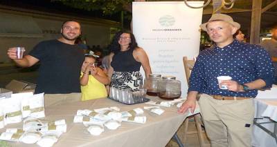 &Alpha;&tau;&sigma;&iota;&kappa;ή: &Eta; &laquo;&Gamma;&iota;&omicron;&rho;&tau;ή &tau;&omicron;&upsilon; &alpha;&gamma;&rho;ό&tau;&eta;&raquo; &epsilon;&pi;έ&sigma;&tau;&rho;&epsilon;&psi;&epsilon; &kappa;&alpha;&lambda;ύ&tau;&epsilon;&rho;&eta; &alpha;&pi;ό &pi;&omicron;&tau;έ