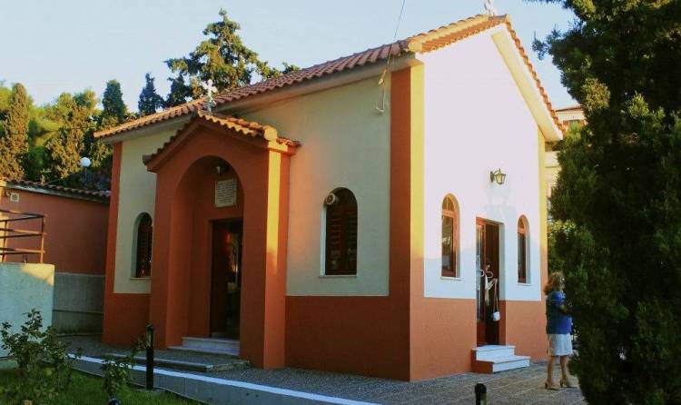 Με πλήθος πιστών τελέστηκε χθες ο Εσπερινός στην Ιερά Μονή των Αγίων Αποστόλων Λήμνου