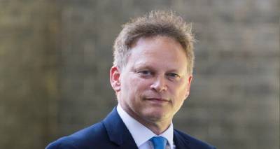 &Beta;&rho;&epsilon;&tau;&alpha;&nu;ί&alpha;: &Sigma;&tau;&eta;&nu; &kappa;&omicron;ύ&rho;&sigma;&alpha; &gamma;&iota;&alpha; &tau;&eta; &delta;&iota;&alpha;&delta;&omicron;&chi;ή &tau;&omicron;&upsilon; &Mu;&pi;ό&rho;&iota;&sigmaf; &Tau;&zeta;ό&nu;&sigma;&omicron;&nu; &kappa;&alpha;&iota; &omicron; &Gamma;&kappa;&rho;&alpha;&nu;&tau; &Sigma;&alpha;&pi;&sigmaf;