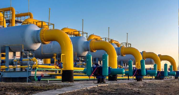 &Omicron;&upsilon;&kappa;&rho;&alpha;&nu;ί&alpha;: &Sigma;&epsilon; &alpha;&delta;&iota;έ&xi;&omicron;&delta;&omicron; &omicron; &Pi;&omicron;ύ&tau;&iota;&nu; | &Mu;&epsilon;&tau;ά &tau;&iota;&sigmaf; &laquo;&beta;ό&mu;&beta;&epsilon;&sigmaf;&raquo; &gamma;&iota;&alpha; &pi;&upsilon;&rho;&eta;&nu;&iota;&kappa;ό &pi;ό&lambda;&epsilon;&mu;&omicron;, &alpha;&pi;&epsilon;&iota;&lambda;&epsilon;ί &tau;&eta; &Delta;ύ&sigma;&eta; &mu;&epsilon; &tau;&alpha; &epsilon;&nu;&epsilon;&rho;&gamma;&epsilon;&iota;&alpha;&kappa;ά