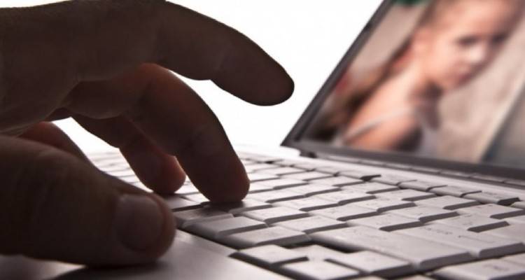 Kύπρος: Πάνω από 600 αρχεία παιδικής πορνογραφίας είχε ο 36χρονος