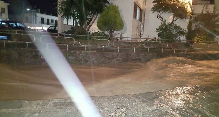 &Epsilon;&kappa;&tau;&alpha;&kappa;&tau;&omicron; &delta;&epsilon;&lambda;&tau;ί&omicron; &Epsilon;&Mu;&Upsilon;: &Iota;&sigma;&chi;&upsilon;&rho;έ&sigmaf; &kappa;&alpha;&tau;&alpha;&iota;&gamma;ί&delta;&epsilon;&sigmaf; &tau;&alpha; &Theta;&epsilon;&omicron;&phi;ά&nu;&iota;&alpha;