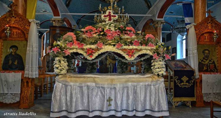 &Mu;&epsilon;&gamma;ά&lambda;&eta; &Pi;&alpha;&rho;&alpha;&sigma;&kappa;&epsilon;&upsilon;ή: &Epsilon;&pi;&iota;&tau;ά&phi;&iota;&omicron;&iota; &tau;&eta;&sigmaf; &Lambda;ή&mu;&nu;&omicron;&upsilon; (photos)
