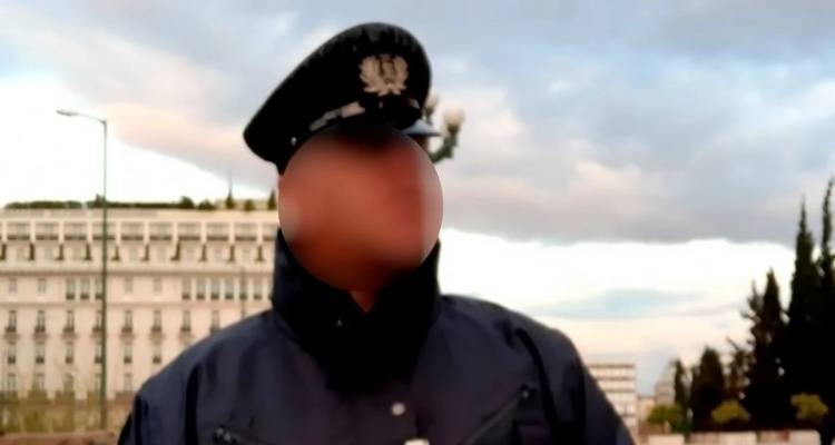 ΕΔΕ στο σχολείο για την έκθεση της κόρης του αστυνομικού | Τι έγραφε το παιδί