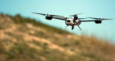 &Tau;&iota; &pi;&rho;&omicron;&beta;&lambda;έ&pi;&epsilon;&iota; &omicron; &kappa;&alpha;&nu;&omicron;&nu;&iota;&sigma;&mu;ό&sigmaf; &tau;&eta;&sigmaf; &Upsilon;&Pi;&Alpha; &gamma;&iota;&alpha; &tau;&alpha; drones