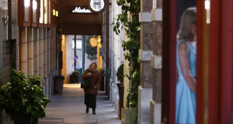 &Kappa;&omicron;&rho;&omega;&nu;&omicron;ϊό&sigmaf;: &Alpha;&nu;&alpha;&kappa;&omicron;&iota;&nu;ώ&nu;&epsilon;&tau;&alpha;&iota; &alpha;&pi;&alpha;&gamma;ό&rho;&epsilon;&upsilon;&sigma;&eta; &kappa;&upsilon;&kappa;&lambda;&omicron;&phi;&omicron;&rho;ί&alpha;&sigmaf; | &Pi;&lambda;&eta;&rho;&omicron;&phi;&omicron;&rho;ί&epsilon;&sigmaf; &gamma;&iota;&alpha; &delta;&iota;ά&gamma;&gamma;&epsilon;&lambda;&mu;&alpha; &Mu;&eta;&tau;&sigma;&omicron;&tau;ά&kappa;&eta; &sigma;&tau;&iota;&sigmaf; 18:00