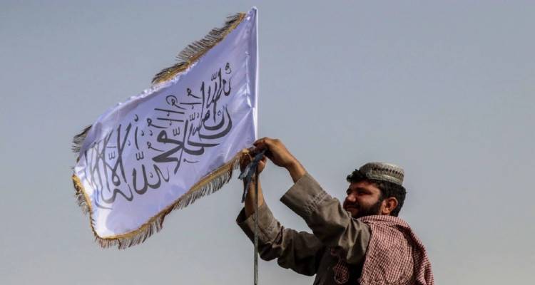 Αφγανιστάν: Οι Ταλιμπάν καλούν τους πολίτες να παραδώσουν τα όπλα τους