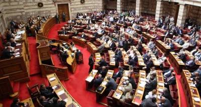 Οι Λεκέδες..τα Σκουλήκια και ο Εμετός .. της Πολιτικής